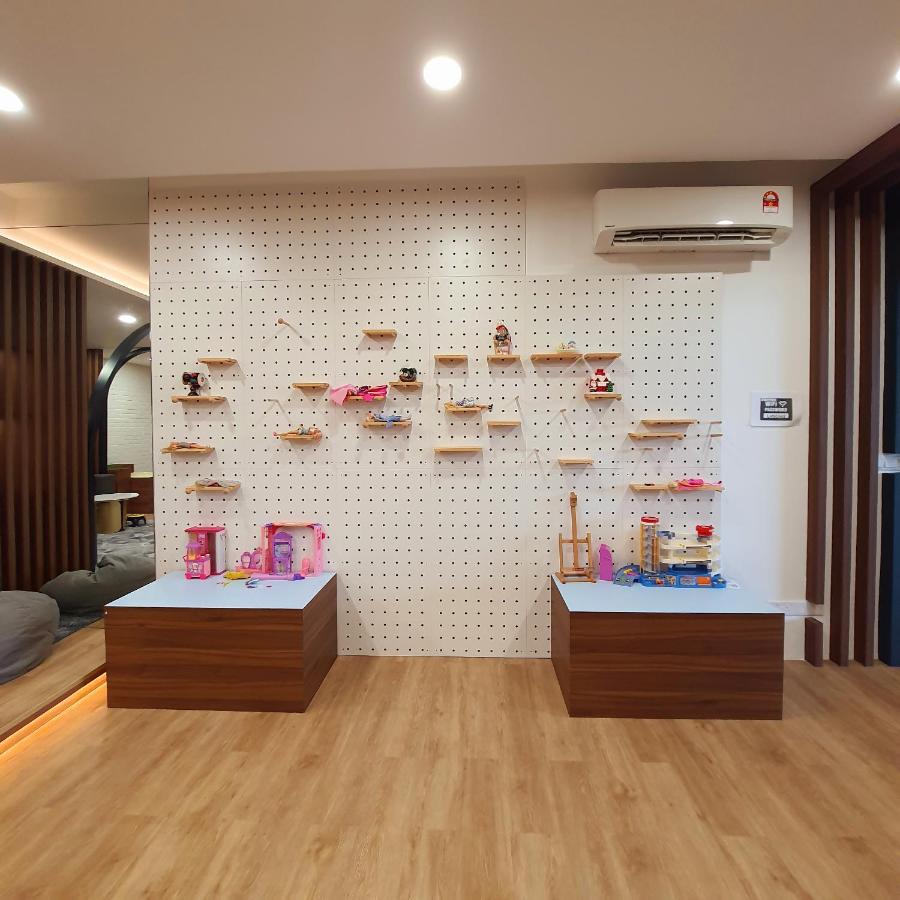 The Glass Homestay Putrajaya Exterior photo