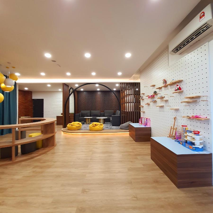 The Glass Homestay Putrajaya Exterior photo