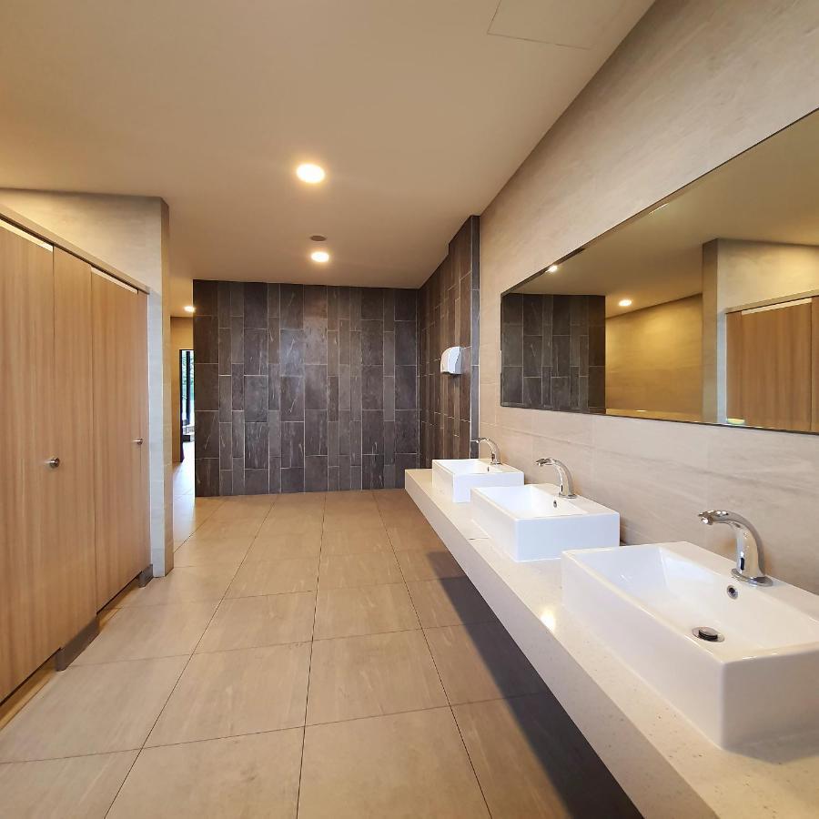 The Glass Homestay Putrajaya Exterior photo